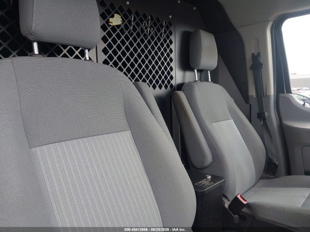 Ford Transit-150 2015 1FTYE1YM0FKA21672 Image 8