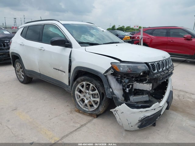 45414000 :رقم المزاد ، 3C4NJDFN1RT167724 vin ، 2024 Jeep Compass Latitude Lux Fwd مزاد بيع