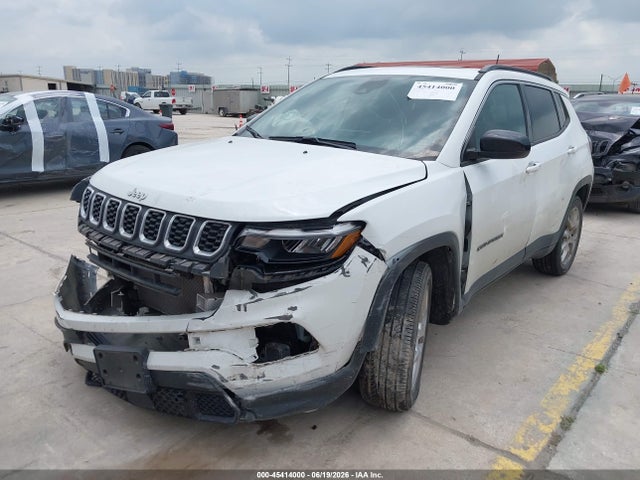 45414000 :رقم المزاد ، 3C4NJDFN1RT167724 vin ، 2024 Jeep Compass Latitude Lux Fwd مزاد بيع