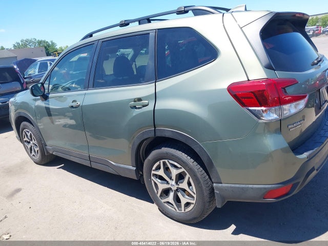 45414022 :رقم المزاد ، JF2SKAJC7MH593138 vin ، 2021 Subaru Forester Premium مزاد بيع