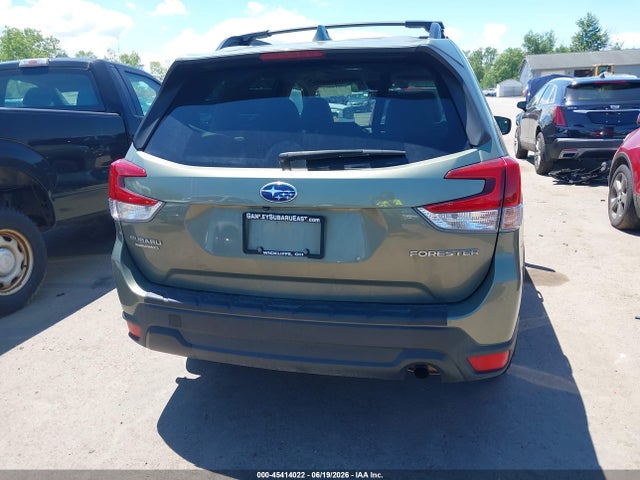 45414022 :رقم المزاد ، JF2SKAJC7MH593138 vin ، 2021 Subaru Forester Premium مزاد بيع