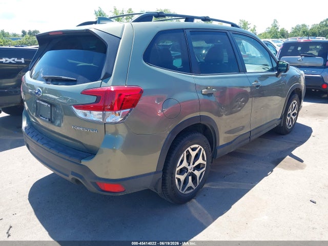 45414022 :رقم المزاد ، JF2SKAJC7MH593138 vin ، 2021 Subaru Forester Premium مزاد بيع