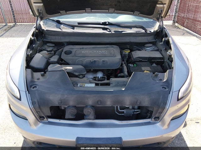 Jeep Cherokee Latitude 4x4 2018 1C4PJMCB5JD528529 Image 10