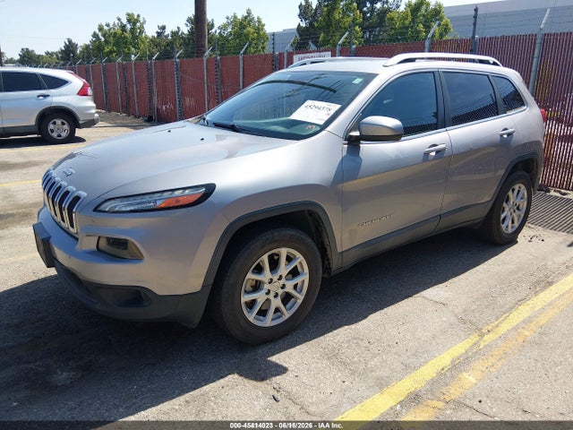 Jeep Cherokee Latitude 4x4 2018 1C4PJMCB5JD528529 Image 2