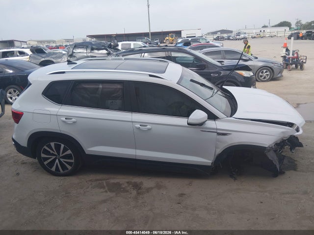 Продаж на аукціоні авто 2024 Volkswagen Taos 1.5t Se, vin: 3VVEX7B21RM091266, номер лоту: 45414049