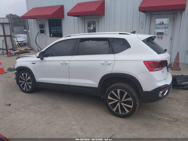 Продаж на аукціоні авто 2024 Volkswagen Taos 1.5t Se, vin: 3VVEX7B21RM091266, номер лоту: 45414049