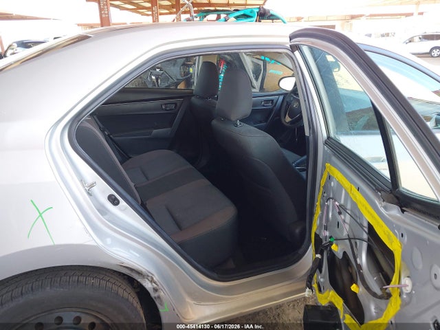 Toyota COROLLA LE 2018 2T1BURHE0JC051006 Image 8