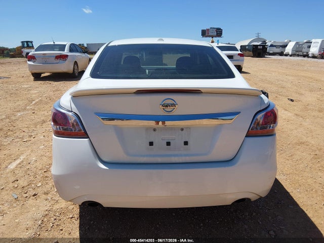 Nissan Altima 2.5 S 2015 1N4AL3AP9FN382328 Image 16