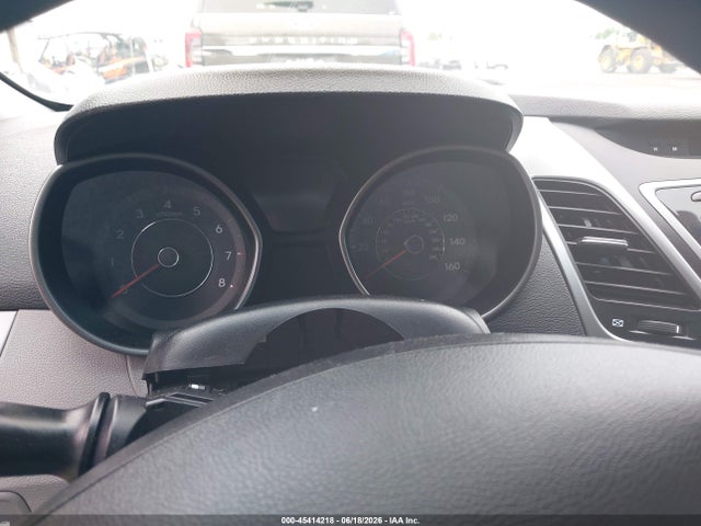 5NPDH4AE4FH549594 Hyundai ELANTRA SE