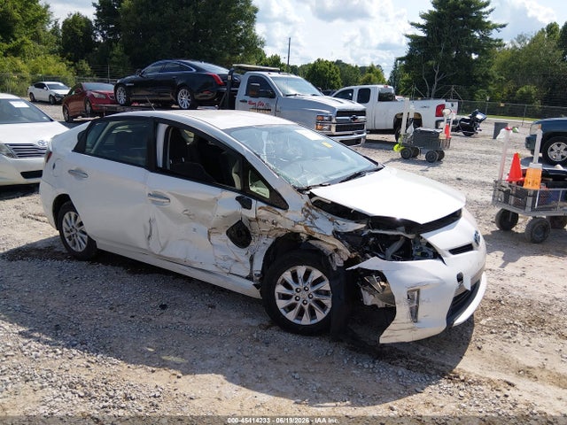 Auction sale of the 2014 Toyota Prius Plug-in, vin: JTDKN3DP9E3050470, lot number: 45414233