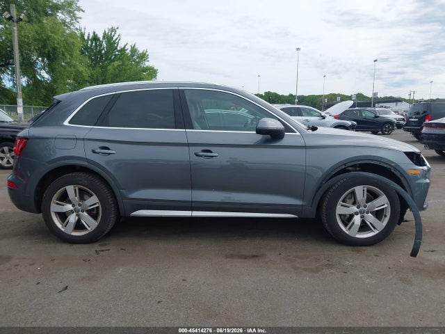 Продажа на аукционе авто 2018 Audi Q5 2.0t Premium/2.0t Tech Premium, vin: WA1BNAFY2J2232547, номер лота: 45414276