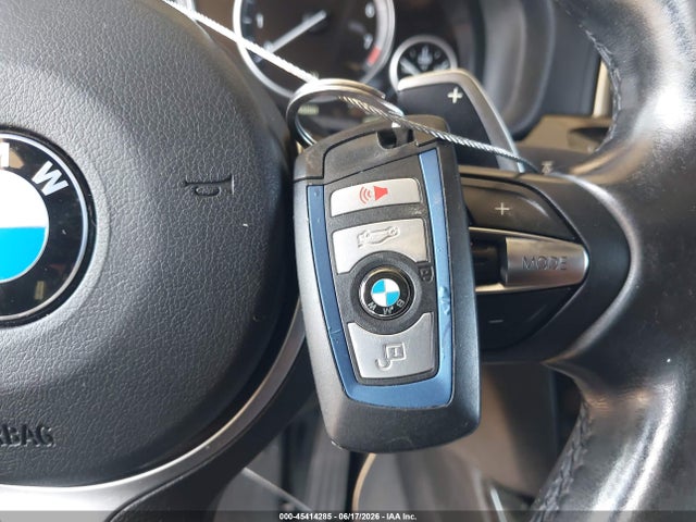 BMW X4 M40i 2016 5UXXW7C57G0M91222 Image 11