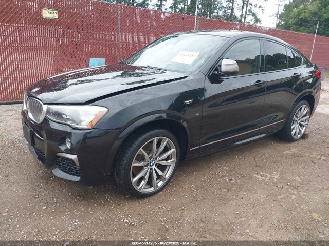 BMW X4 M40i 2016 5UXXW7C57G0M91222 Image 2