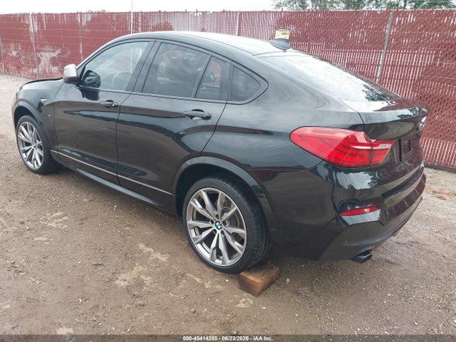 BMW X4 M40i 2016 5UXXW7C57G0M91222 Image 3