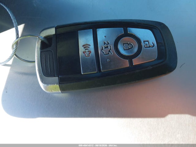 3FA6P0LU7KR135795 Ford Fusion Hybrid Se