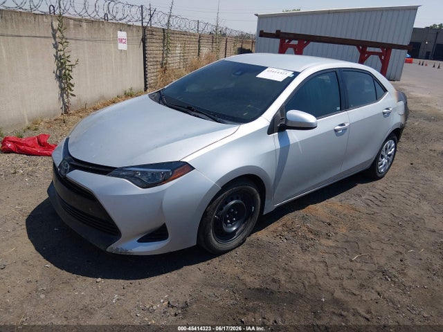 Toyota COROLLA LE 2019 5YFBURHE2KP914860 Image 2