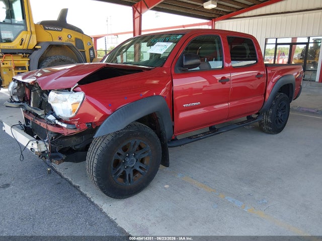 Toyota Tacoma Prerunner 2015 5TFJX4GN5FX040079 Image 2