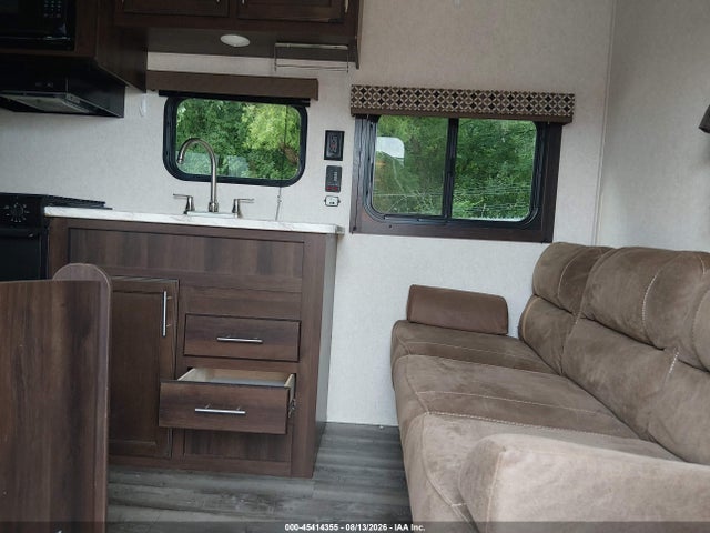 1UJBJ0BN8K17V1097 Jayco Jay Flight Slx