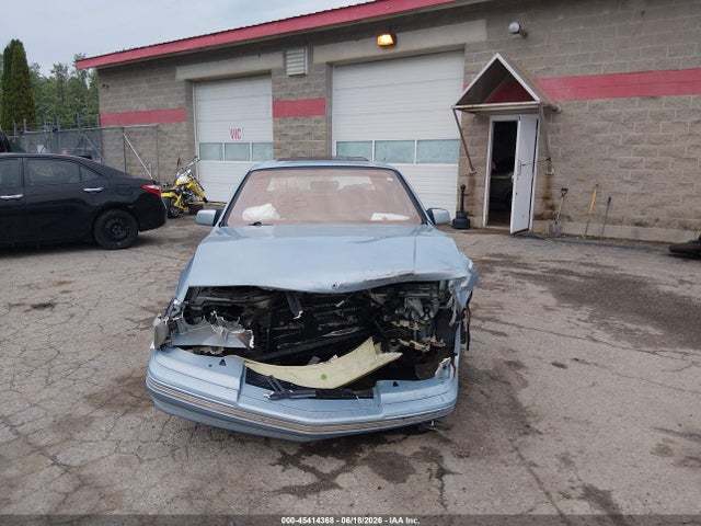 Продажа на аукционе авто 1990 Lincoln Continental Signature, vin: 1LNLM9848LY704039, номер лота: 45414368