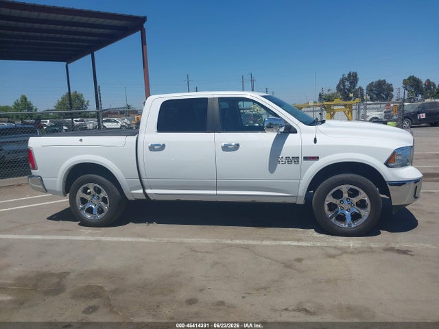 45414381 :رقم المزاد ، 1C6RR7NM5HS558399 vin ، 2017 Ram 1500 Laramie  4x4 5'7 Box مزاد بيع