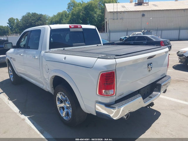 45414381 :رقم المزاد ، 1C6RR7NM5HS558399 vin ، 2017 Ram 1500 Laramie  4x4 5'7 Box مزاد بيع