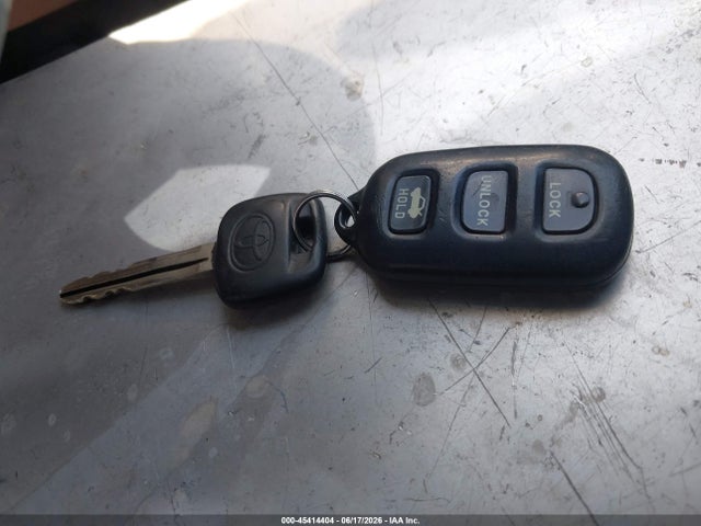 Продаж на аукціоні авто 2005 Toyota Camry Le, vin: 4T1BE30K85U102283, номер лоту: 45414404