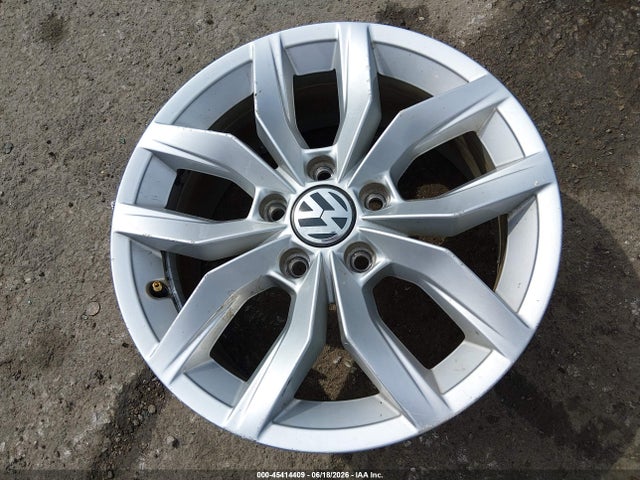 Aukcja sprzedaży 2018 Volkswagen Passat 2.0t R-line/2.0t S, vin: 1VWAA7A33JC004446, numer aukcji: 45414409