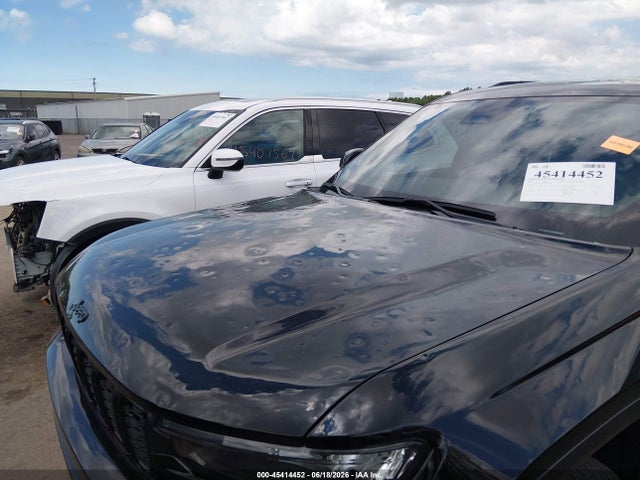 Продажа на аукционе авто 2024 Jeep Grand Cherokee L Altitude X 4x4, vin: 1C4RJKAG2R8580796, номер лота: 45414452