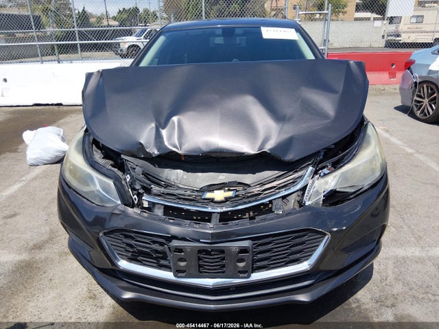 1G1BE5SMXH7191669 Chevrolet Cruze Lt Auto