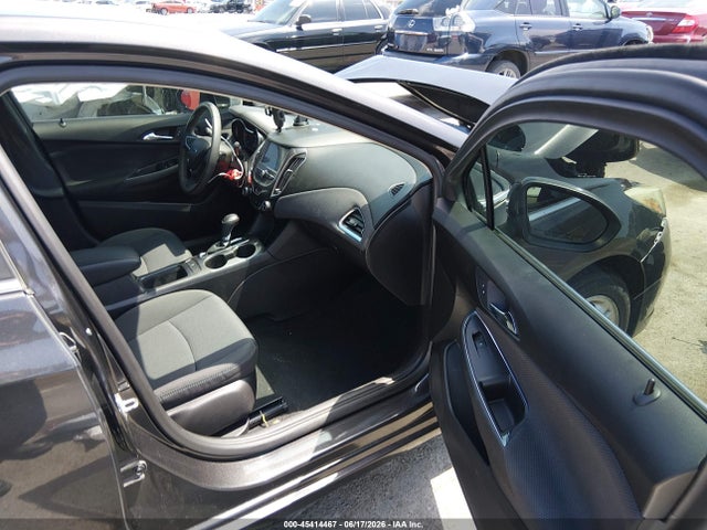 1G1BE5SMXH7191669 Chevrolet Cruze Lt Auto