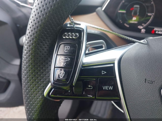 Aukcja sprzedaży 2024 Audi E-tron Gt Premium Plus Quattro, vin: WAUFJBFW5R7004741, numer aukcji: 45414521