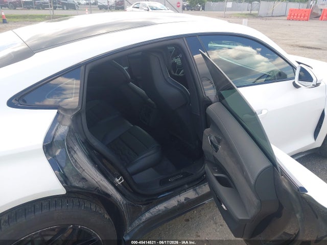 Aukcja sprzedaży 2024 Audi E-tron Gt Premium Plus Quattro, vin: WAUFJBFW5R7004741, numer aukcji: 45414521