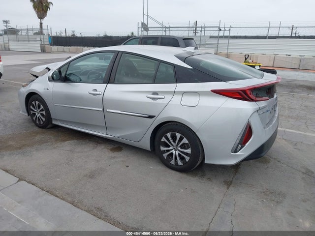 Toyota Prius Prime Xle 2022 JTDKAMFP9N3201208 Image 3