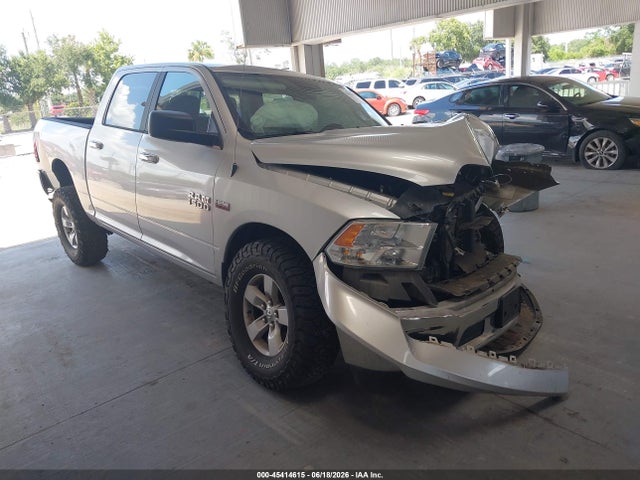45414615 :رقم المزاد ، 1C6RR7LT2JS202640 vin ، 2018 Ram 1500 Slt  4x4 5'7 Box مزاد بيع