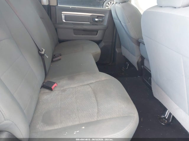 45414615 :رقم المزاد ، 1C6RR7LT2JS202640 vin ، 2018 Ram 1500 Slt  4x4 5'7 Box مزاد بيع