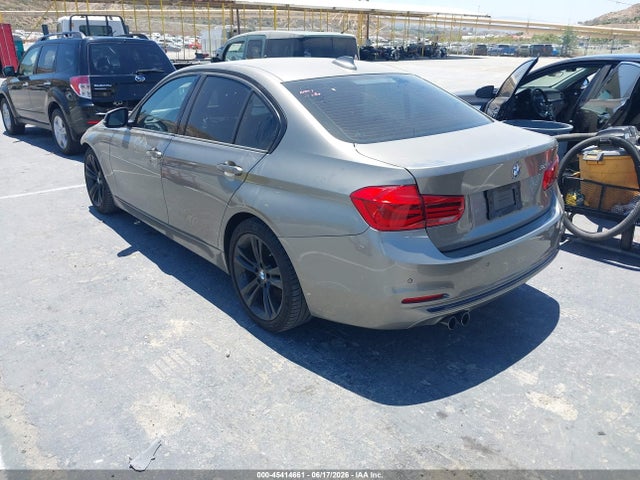 BMW 328I 2016 WBA8E9G55GNT84412 Image 3