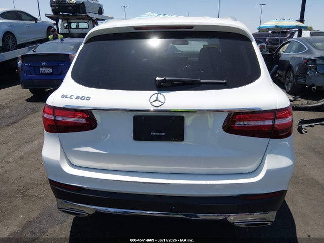 WDC0G4JB9KV189217 Mercedes-Benz GLC 300
