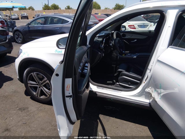 WDC0G4JB9KV189217 Mercedes-Benz GLC 300