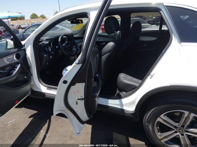 WDC0G4JB9KV189217 Mercedes-Benz GLC 300