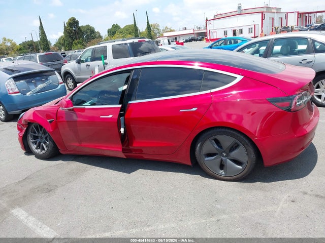 Tesla Model 3 Long Range/mid Range/standard Range/standard Range Plus 2019 5YJ3E1EA5KF402784 Image 15