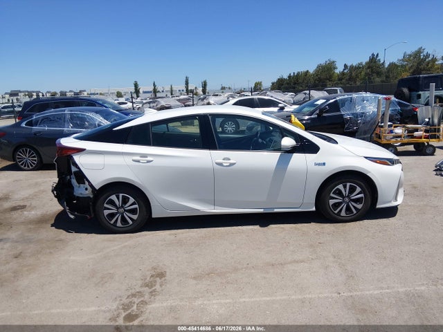 Toyota Prius Prime Plus 2017 JTDKARFP0H3001903 Image 14