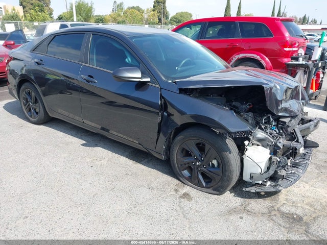 Hyundai ELANTRA SEL 2023 5NPLM4AG4PH090805 Image 1
