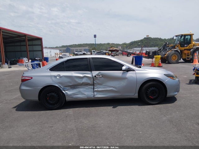 2016 Toyota Camry Le მანქანა იყიდება აუქციონზე, vin: 4T4BF1FK1GR538510, აუქციონის ნომერი: 45414714