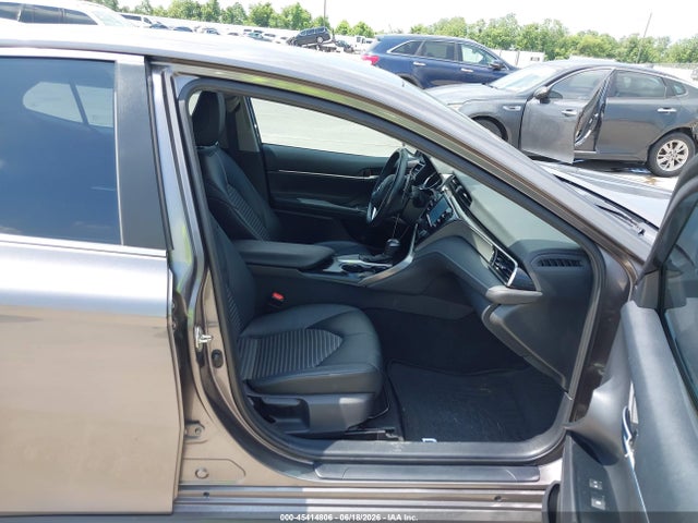 4T1M11AK3LU505687 Toyota CAMRY SE