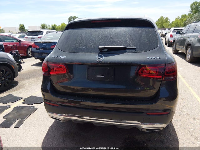 45414808 :رقم المزاد ، W1N0G8EBXMV272951 vin ، 2021 Mercedes-benz Glc 300 4matic Suv مزاد بيع
