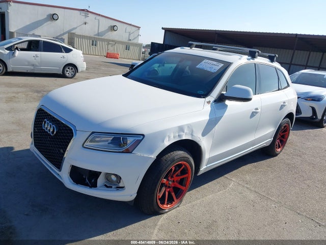 Audi Q5 2.0t Premium 2014 WA1CFAFP7EA085534 Image 2