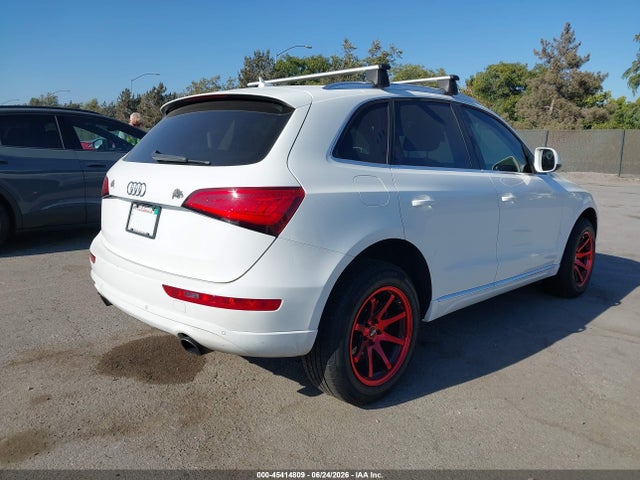 Audi Q5 2.0t Premium 2014 WA1CFAFP7EA085534 Image 4
