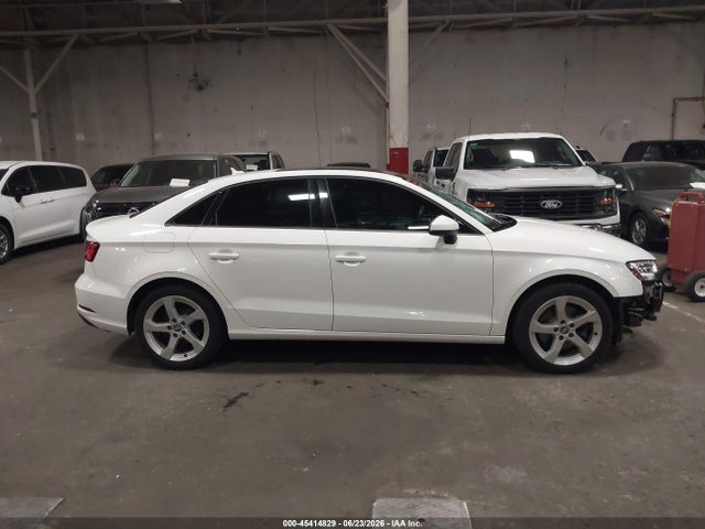 Audi A3 2019 WAUAUGFF9K1010825 Image 14