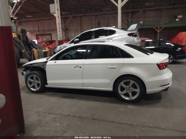 Audi A3 2019 WAUAUGFF9K1010825 Image 15