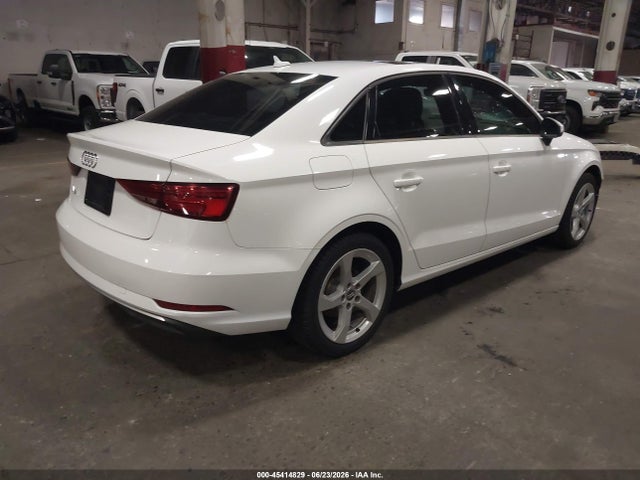 Audi A3 2019 WAUAUGFF9K1010825 Image 4